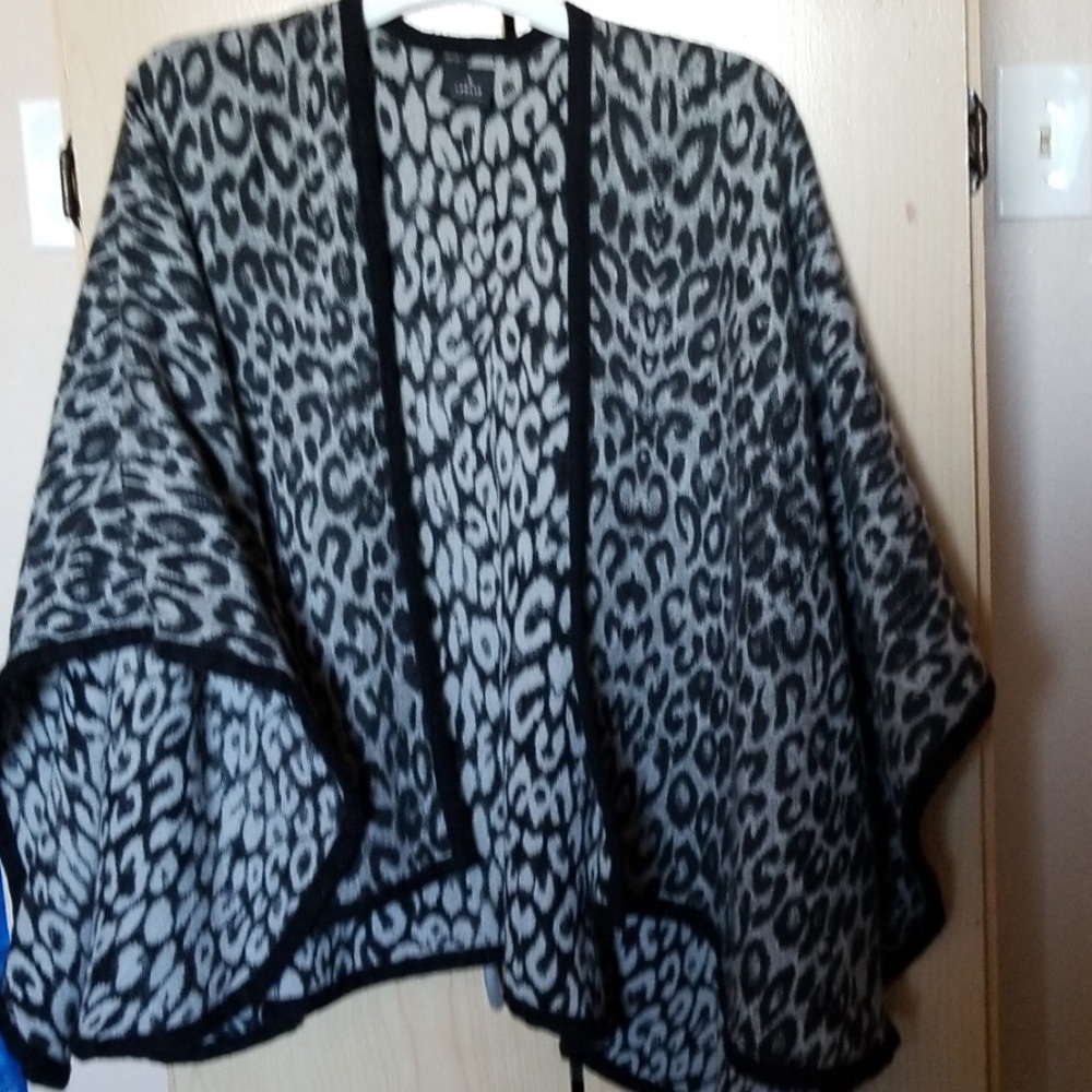 V.Fraas poncho